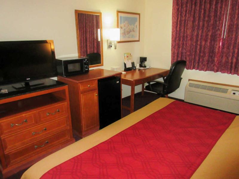 Econo Lodge Inn & Suites Albuquerque East I-40 Eubank Exit Eksteriør bilde
