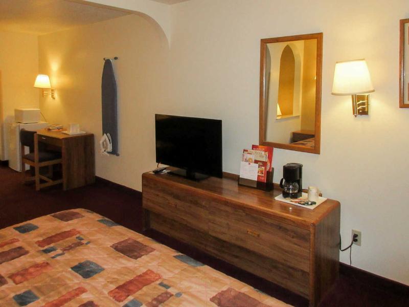 Econo Lodge Inn & Suites Albuquerque East I-40 Eubank Exit Eksteriør bilde
