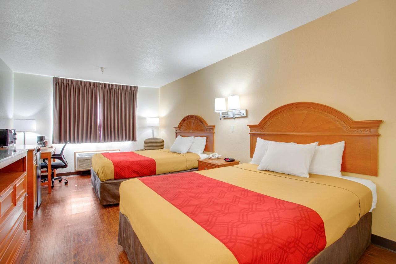 Econo Lodge Inn & Suites Albuquerque East I-40 Eubank Exit Eksteriør bilde